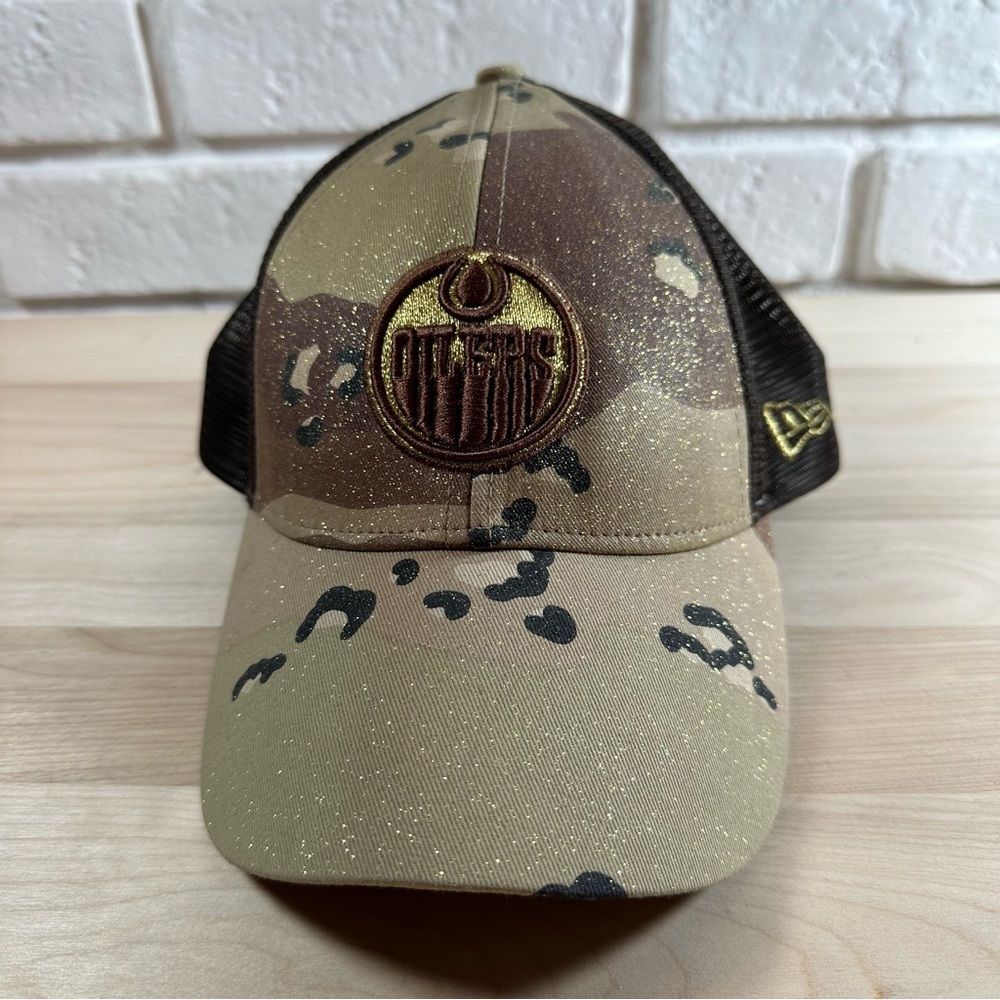EDMONTON OILERS Women's Sparkle Camo Embroidered Logo Ballcap